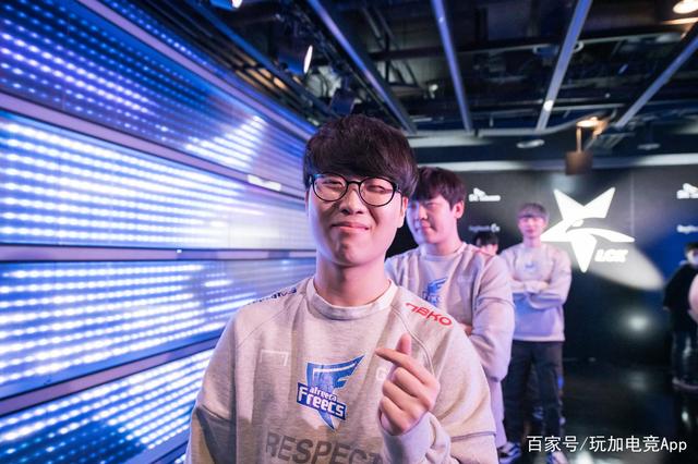 负起引领未 负起引领未