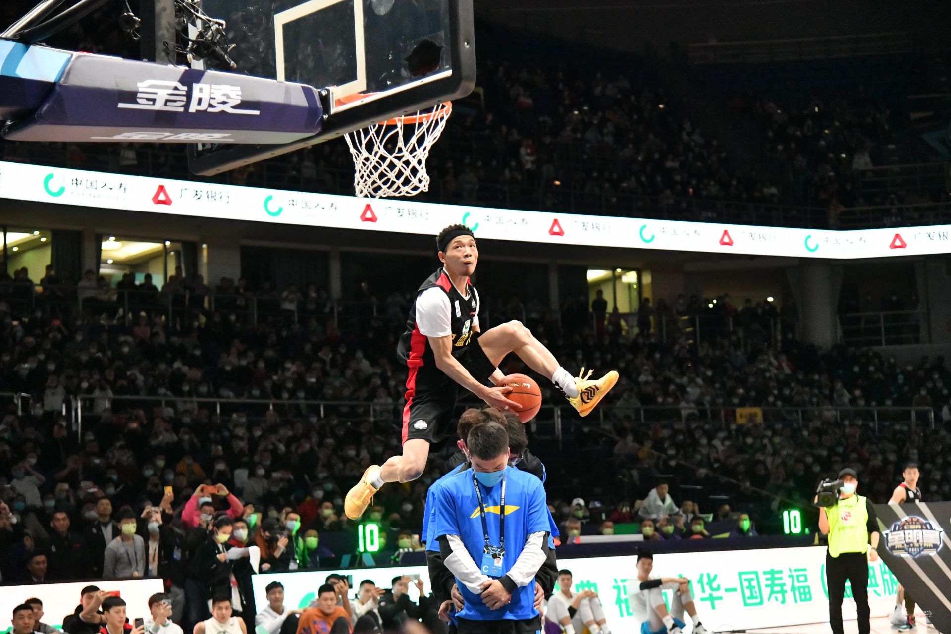 刻表现欠佳 刻表现欠佳