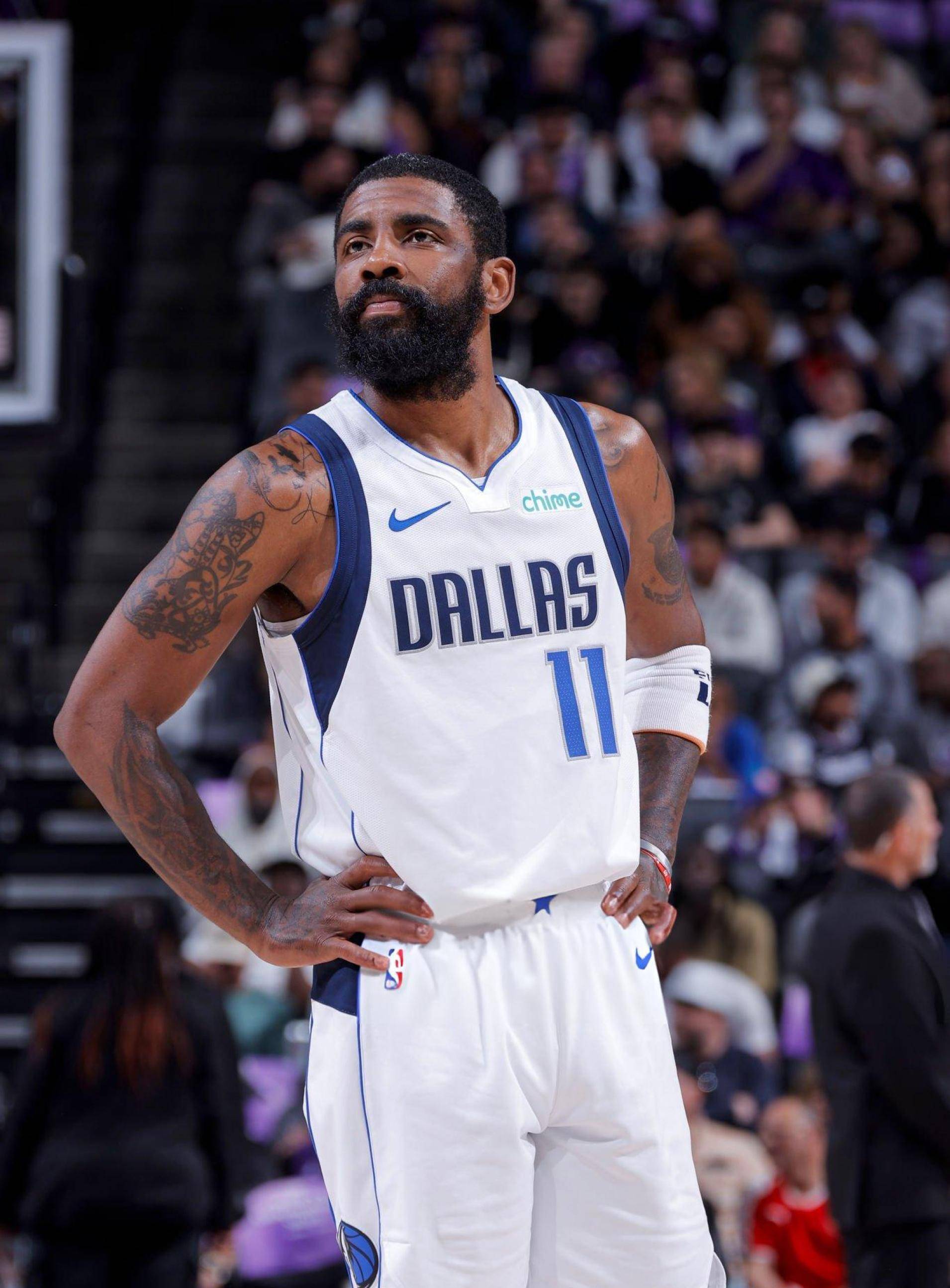 留念都让球 留念都让球